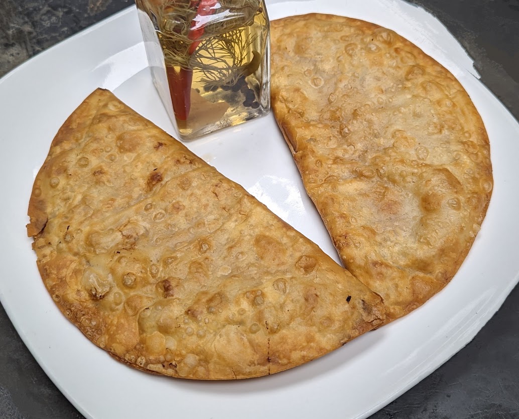 Chebureki (2pcs)